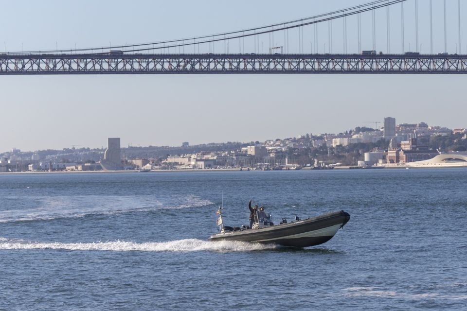 Lisbon: Sunset SpeedBoat Tour - Speed, Safety, and What the Crew Focuses On