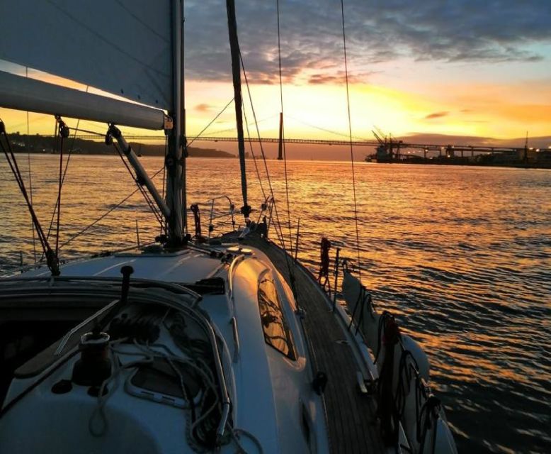Lisbon: Tagus River Sailboat Tour - FAQ