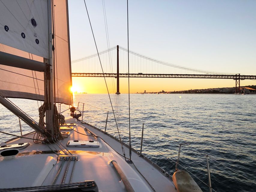 Lisbon: Tagus River Sunset Cruise with Drinks - Stop-by-stop: what each Lisbon landmark moment really gives you