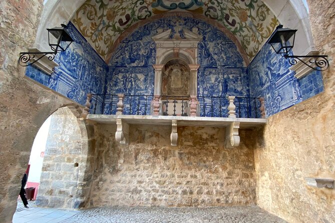 Lisbon to Fatima/Batalha/Nazare & Obidos guided tour 8pax group - Stop 2: Basilica de Nossa Senhora do Rosário de Fátima and the Sanctuary Experience