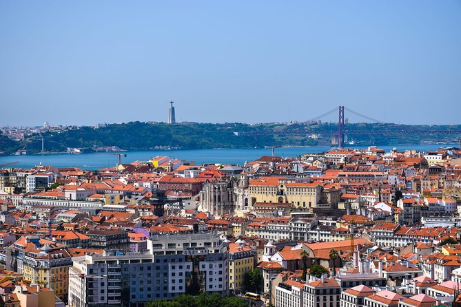 Lisbon to Porto Up To 5 Stops Óbidos Nazaré Fátima Coimbra Aveiro - End in Porto: arriving without the “how do we get there?” stress