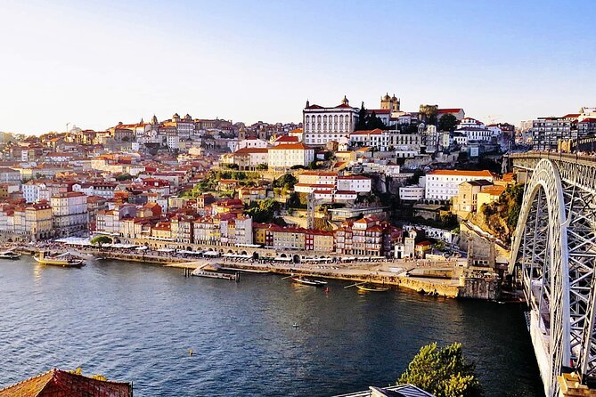 Lisbon to Porto with stop Aveiro-Fátima-Coimbra-Tomar-Nazaré-Óbidos - Fátima: the sanctuary experience at your own pace