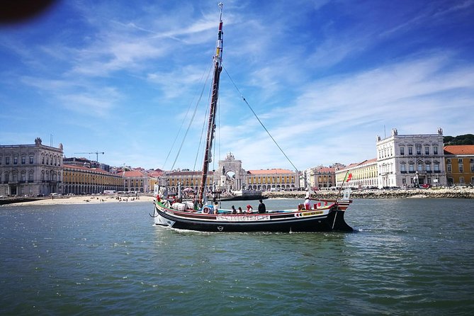 Lisbon Traditional Boats - Guided Sightseeing Cruise - Praça do Comércio (Terreiro do Paço): Lisbon’s rebuilt waterfront from the water