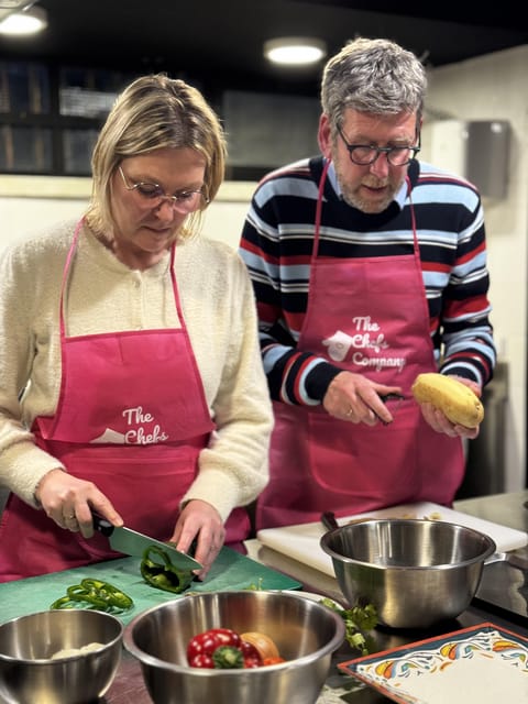 Lisbon: Traditional Portuguese Cooking Class - Entering Homecooking Lisbon HUB and getting cooking