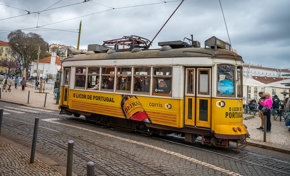 Lisbon: Tram 28 Entry Ticket & Audio Guide with 24-Hour Pass - Key things to know before you ride Tram 28