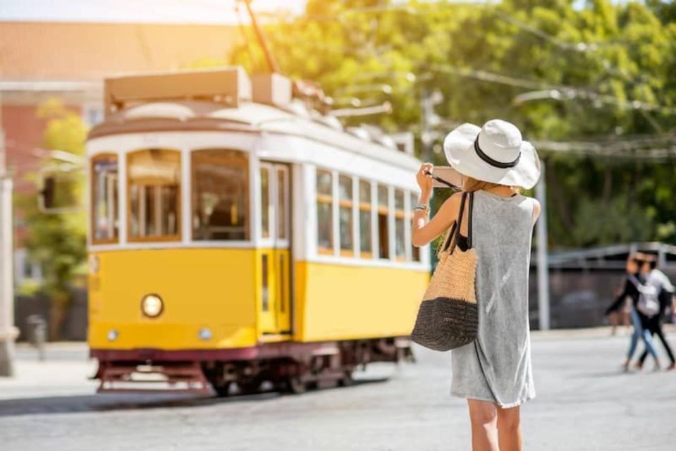 Lisbon: Tram 28 Entry Ticket & Audio Guide with 24-Hour Pass - The route you’ll ride: Graça, Alfama, and down toward Baixa