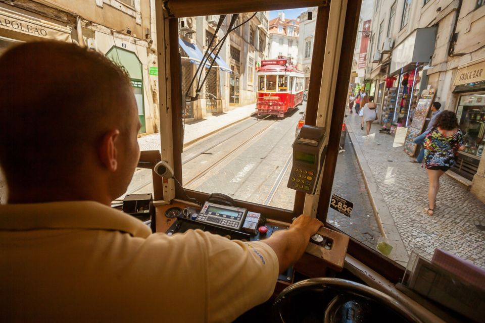 Lisbon Tram No. 28 Ride & Walking Tour - São Vicente de Fora and the National Pantheon Storyline