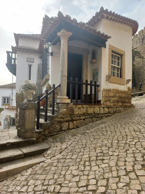 Lisbon: Transfer to Porto with Obidos and Nazare - Small practical tips to make the day work