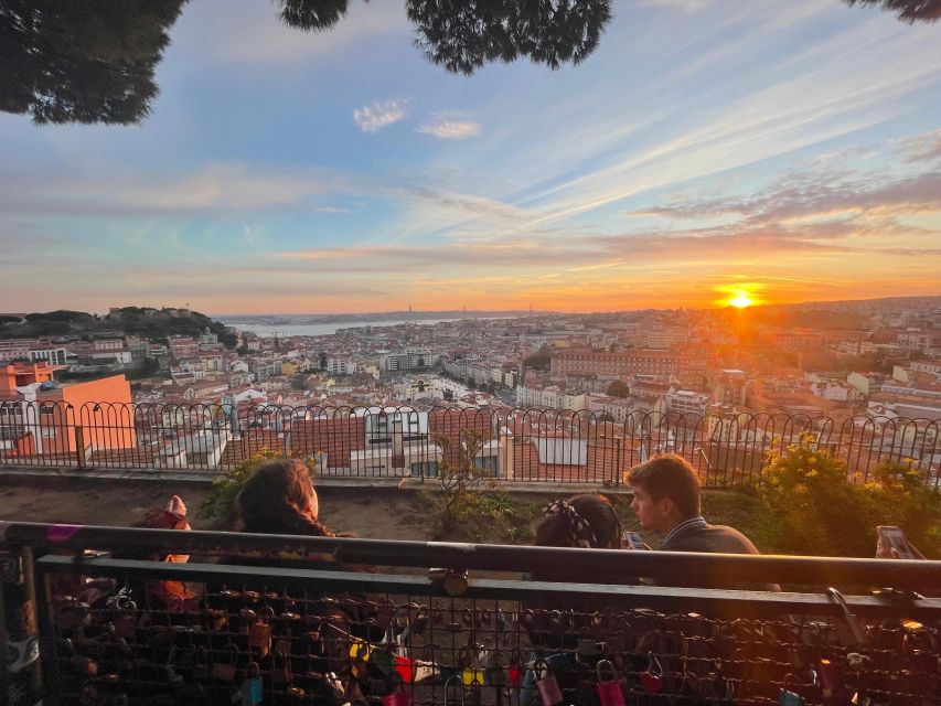 Lisbon: Tuk Tuk with hotel pick up and the best of old city - São Vicente de Fora and Santa Engrácia: a quieter side with strong visual payoff