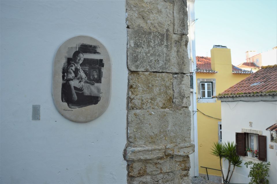 Lisbon: Walking Tour in the Center (Max 12 Participants) - Liquor Tasting and Small Food Stops: What You’ll Actually Get