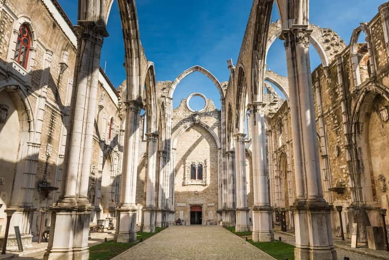 Lisbon with Tukxi: Historical Secrets by Tuk-Tuk - Mouraria: multi-ethnic streets, food energy, and street art vibes