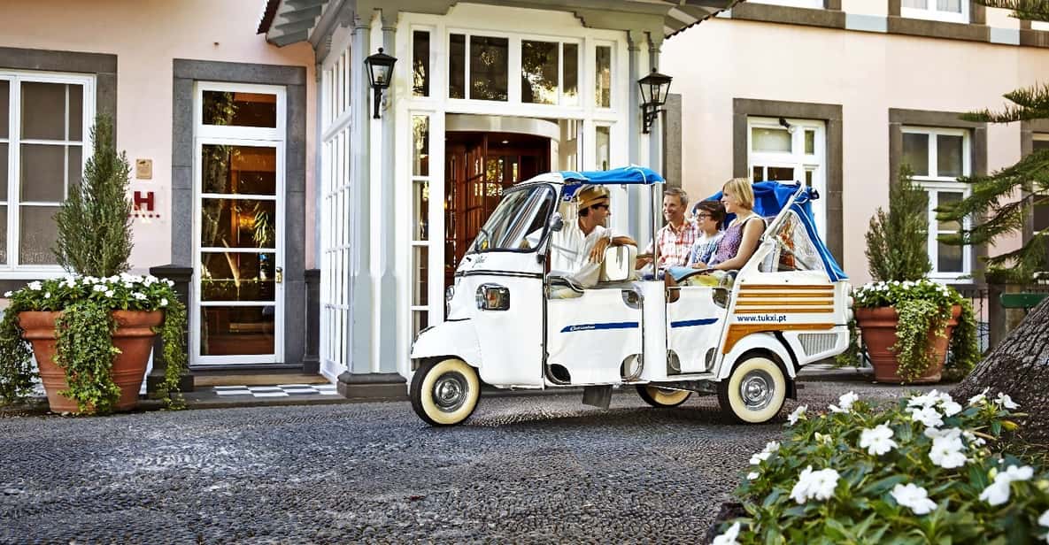 Lisbon's historic old town in a tuk-tuk in German - Church of Our Lady of Grace and the hilltop climb mindset