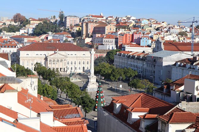 Lisbon´s Private Walking Sightseeing Tour - Starting at Arco da Rua Augusta: the 1755 rebuild mindset