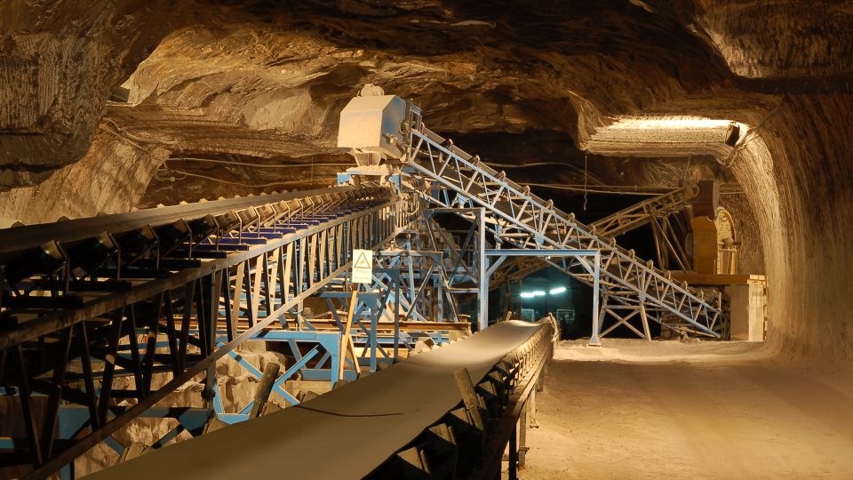 Loulé: St. Barbara Art Collection w/Guided Salt Mine Tour - Why This Mine Matters: Geology Lessons and Regional Mining Impact