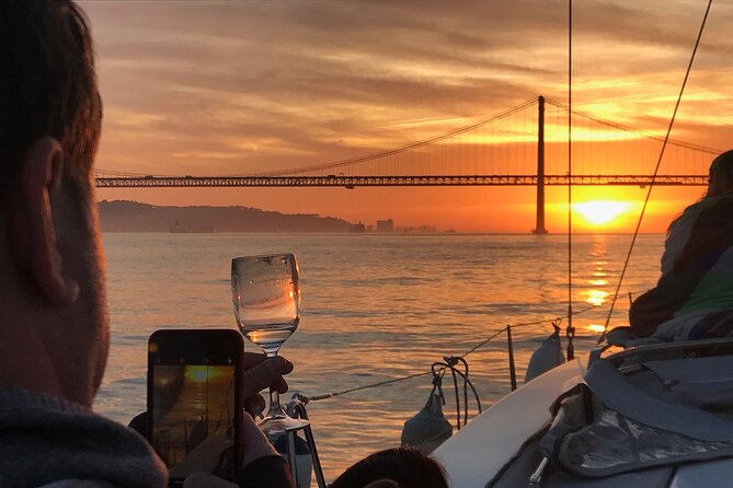 LUXURY Catamaran Sunset and Wine cruise - Key things that make this cruise worth your time