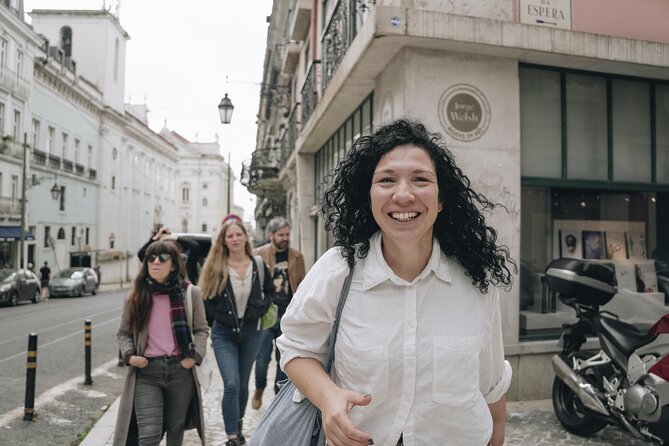 LX Food Stories: One Bite, One Story at a Time - Lisbon Food Tour - Stop 4: Chouriço à Bombeiro Flamed in Clay + Regional Wine