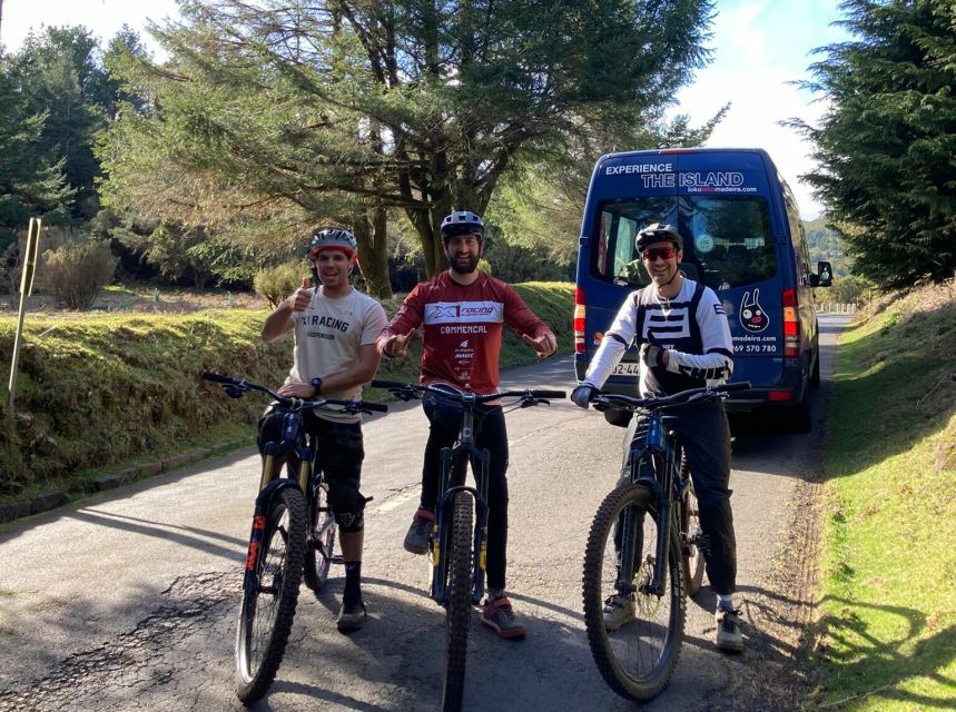 Madeira Botanical Levels Bike Tour – Scenic Trail Experience - The last 10 km down to Lokoloko Shop: braking is the real skill