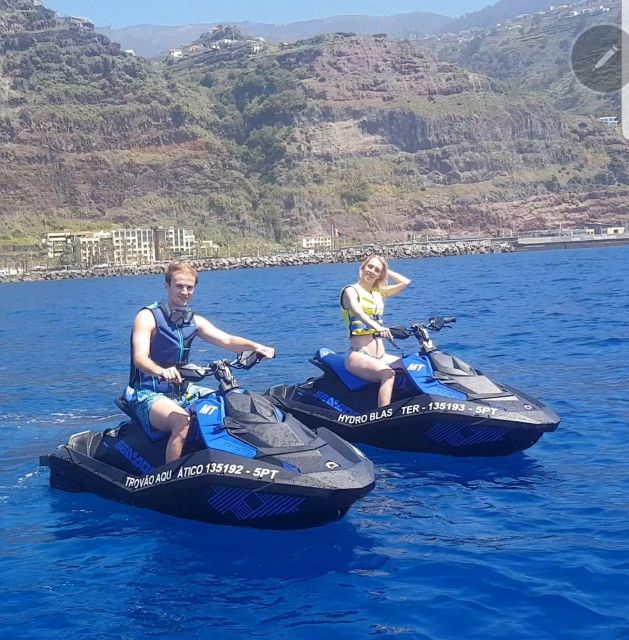 Madeira: Calheta Jet Ski Rental - Entering the ride: Jet Ski Park at Calheta Marina