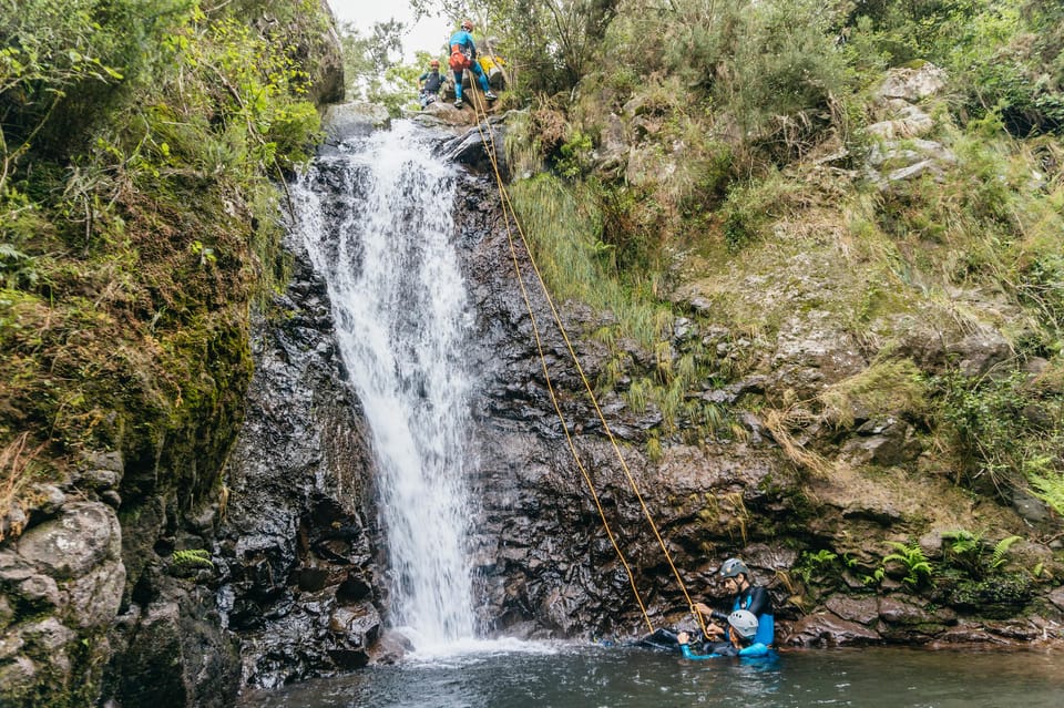 Madeira Canyoning Beginners – Easy & Fun Waterfall Adventure - Rope skills and waterfall fun on level 1 routes