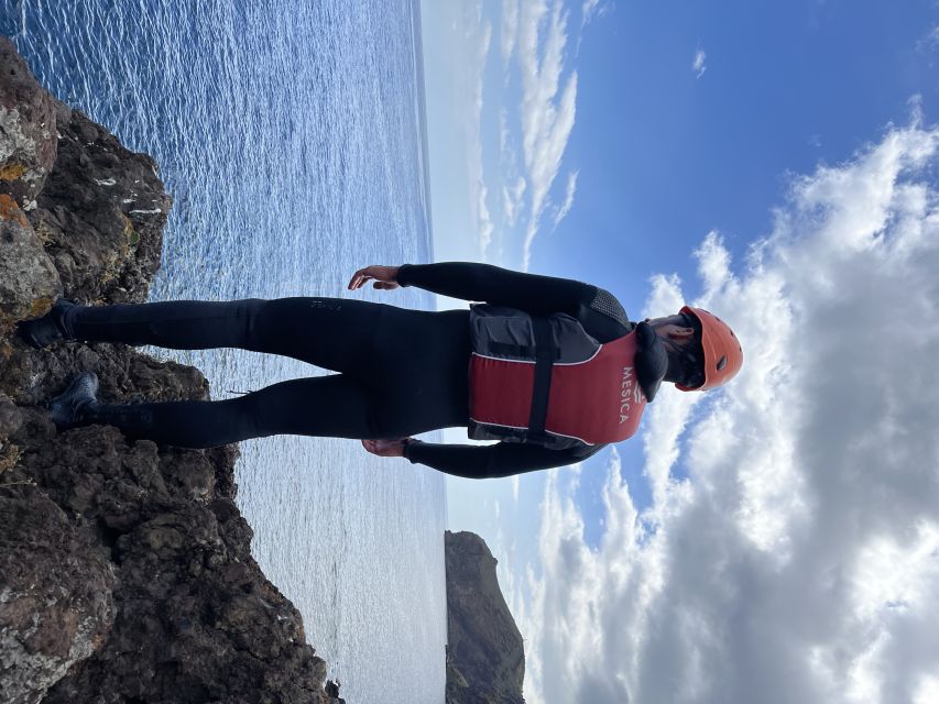 Madeira Coasteering and Cliff Jumping Thrill & Adventure - Cliff Jumps Up to 20–25 M: The Part You’ll Actually Remember