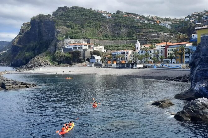 Madeira: Experiência 4WD Skywalk para Seixal Porto Moniz, Fanal - Seixal black-sand sea spouts and Ilhéus da Ribeira da Janela in one coastal run