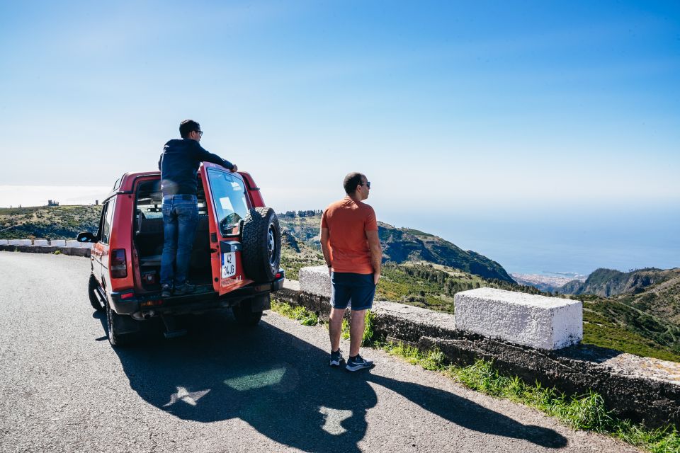 Madeira: Half-Day Pico Areeiro Jeep Tour - Entering Pico do Arieiro at 1,818 m