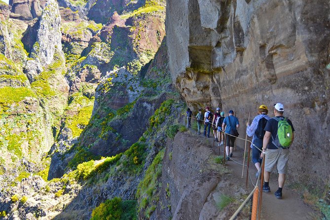 Madeira Peaks - Mountain Walk - Views and safety: wind, drop-offs, and why rails matter