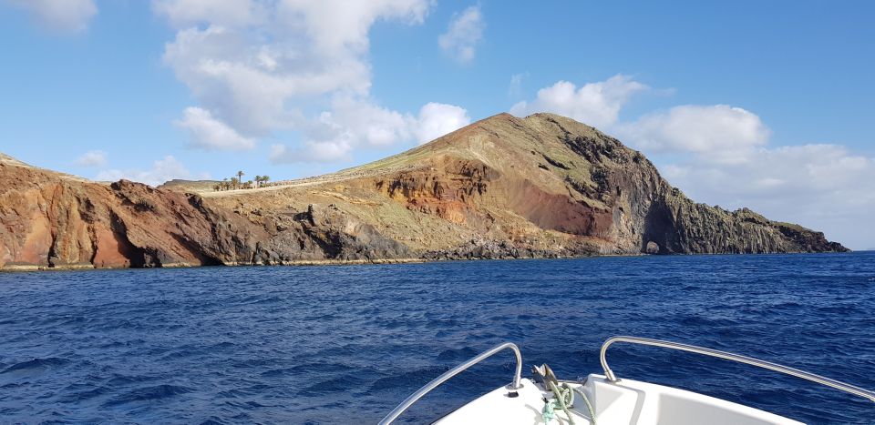 Madeira: Ponta de São Lourenço Lighthouse Boat Tour - Casa do Sardinha area: the natural water source you can see from the sea