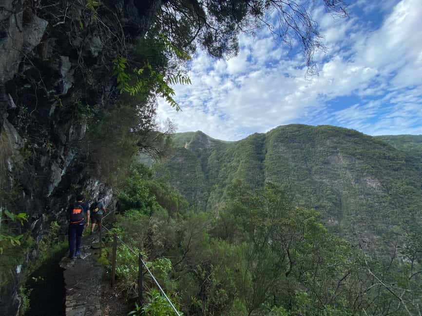 Madeira: PR 9 - Levada do Caldeirão Verde Hike Transfer - Distance, Time, and Why Your Watch May Disagree