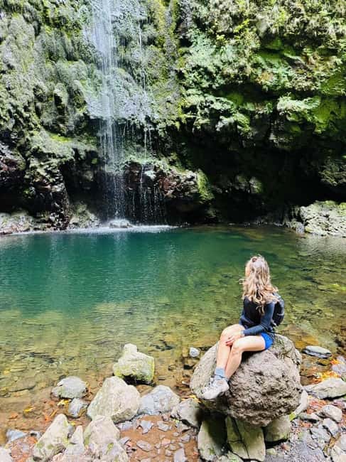 Madeira: PR 9 - Levada do Caldeirão Verde Hike Transfer - Price and Value at About $47 + the 4.50€ Entry Ticket