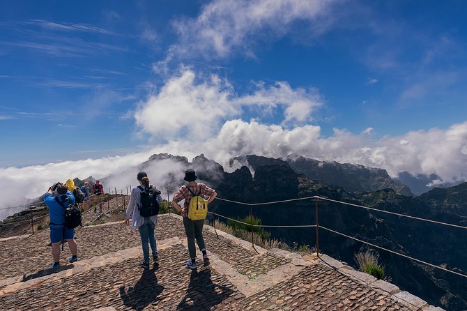 Madeira s highest Peaks - What to bring for a 7–9 hour mountain day
