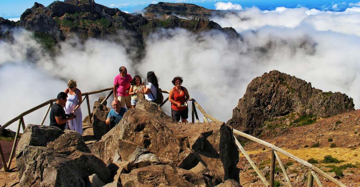 Madeira : Santana & Peaks full day tour by Open 4x4 - Open 4x4 route: from Funchal streets to peak views