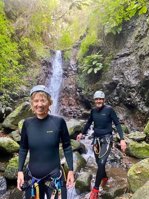 Madeira Short Canyoning For Beginners Rochão Level 1 - Rochão Level 1 in Madeira: a beginner canyon that still feels like an adventure