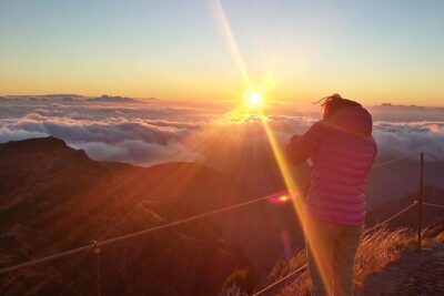 Madeira sunrise (Ponta de Sao Lourenco) Private tour - Waiting for the sunrise: tea, the cold, and the north-to-south view