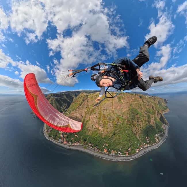 Madeira: Tandem Paragliding Flight - Meeting West Side Madeira in Madeira: finding the spot and getting ready