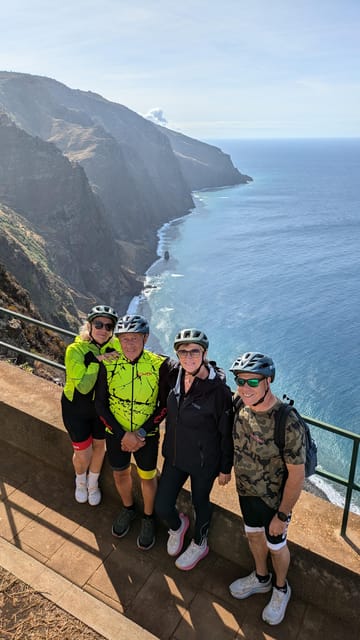 Madeira West coast: Guided Sightseeing E-Bike Tour - Ponta do Pargo: coffee stop and a change in atmosphere