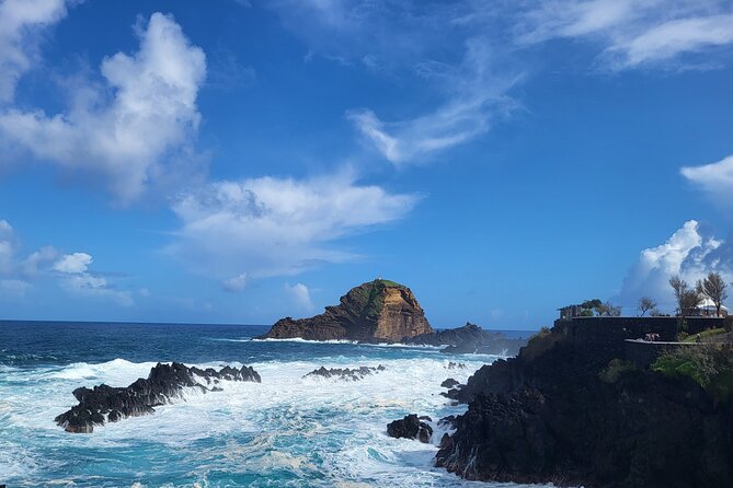 Madeira West side: Cabo Girão, Seixal & more – Full Day Tour - Funchal to Câmara de Lobos: starting with real coastal Madeira