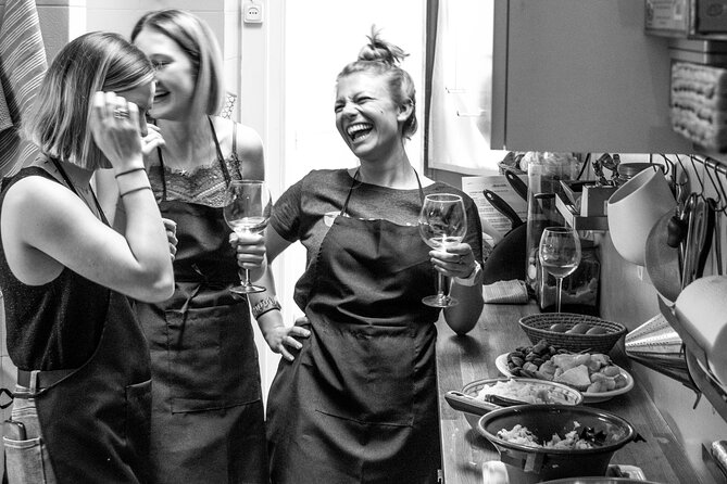 Market Tour, Cooking Class And Lunch At Mercado de Arroios - Arroios Market shopping: the shortcut to real Lisbon flavors
