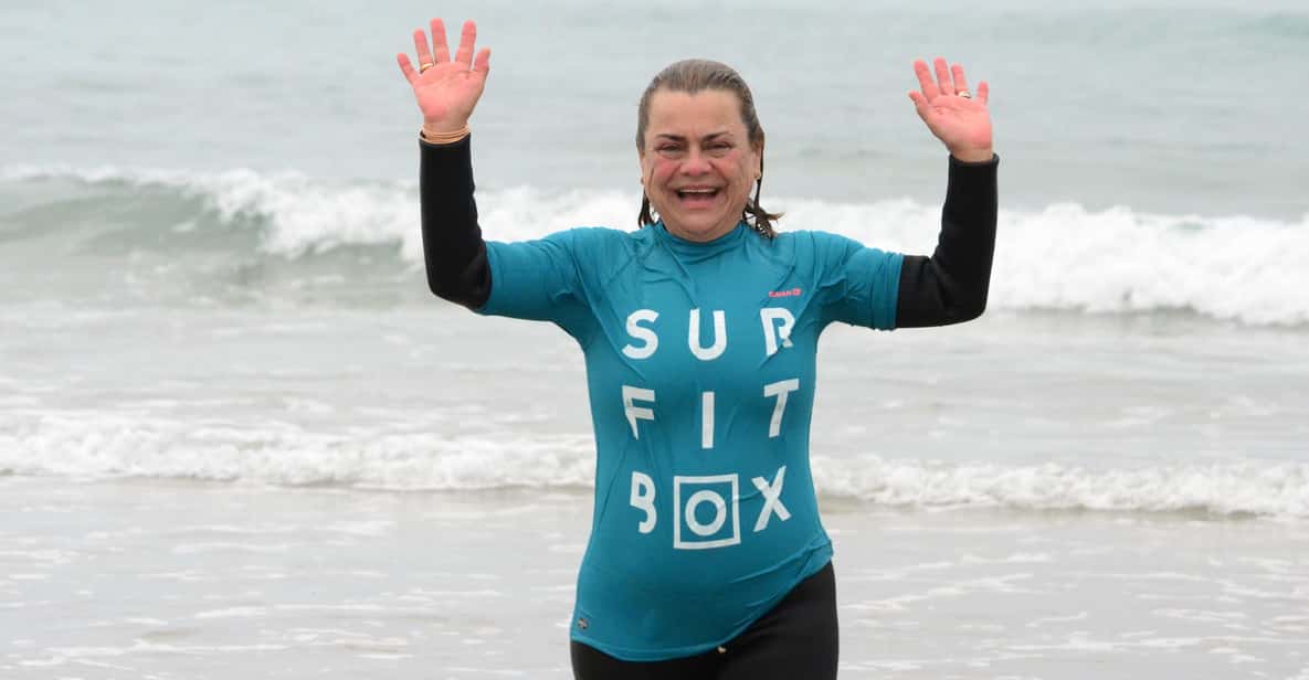 Matosinhos: Best surf Lesson with all equipment - Surfitbox at Matosinhos Beach: a practical place to learn