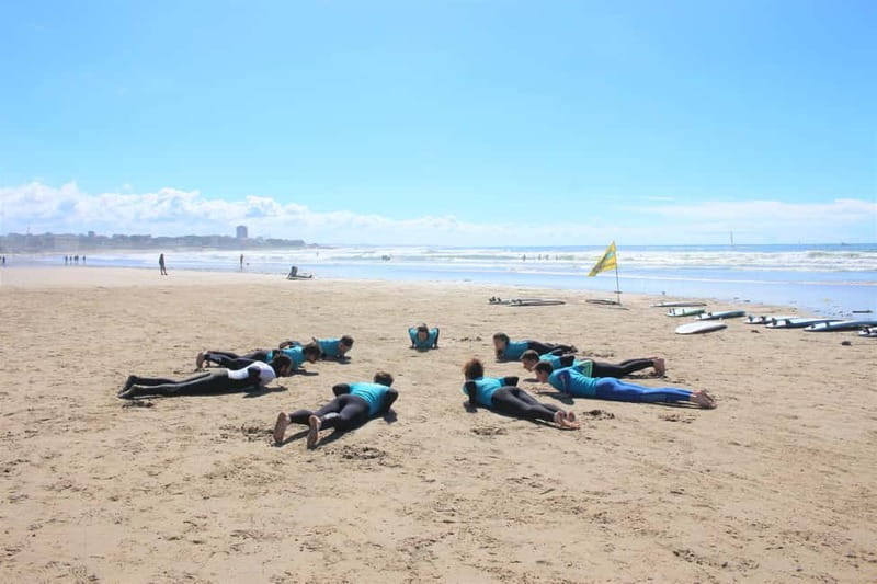 Matosinhos: Surfing Lesson with Equipment - Getting There: Find the Surf School Near Matosinhos Sul