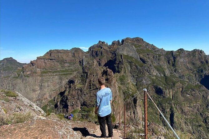 Morning Transfer To Pico Do Arieiro, Hike To Pico Ruivo & Return From Teixeira - What to pack and how to hike smarter on this route