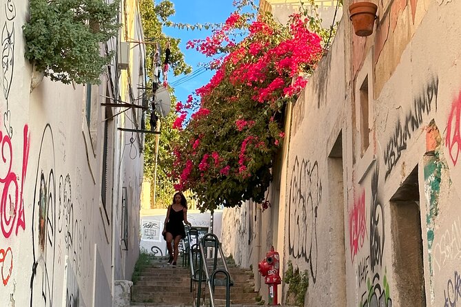 Multicultural Lisbon Walk: Food Tastings, Stories & Live Music - Praca Martim Moniz: Lisbon’s Changing Face at Street Level