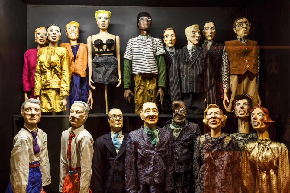 Museu das Marionetas do Porto - Start with the guide and pick a pace that fits your day in Porto
