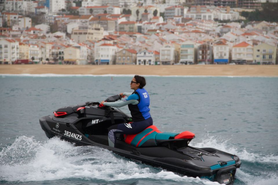 Nazaré: Jet Ski Rental - Jet Ski Rental in Nazaré: the 1-Hour Thrill Plan