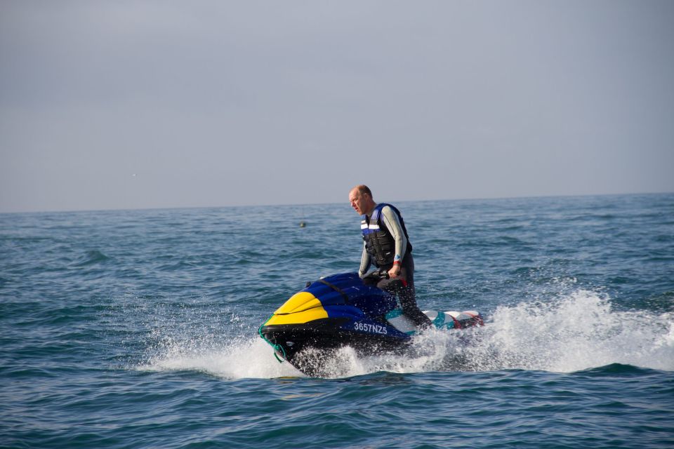 Nazaré: Jet Ski Rental - Training and Safety: Instructions, Life Jacket, and First Turns