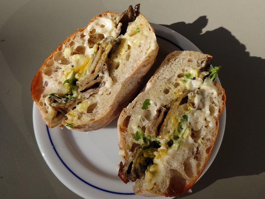 No Diet Club - Unique food tour in Lisbon with many Tastings - Why the Meeting Point Matters for the Whole Walk