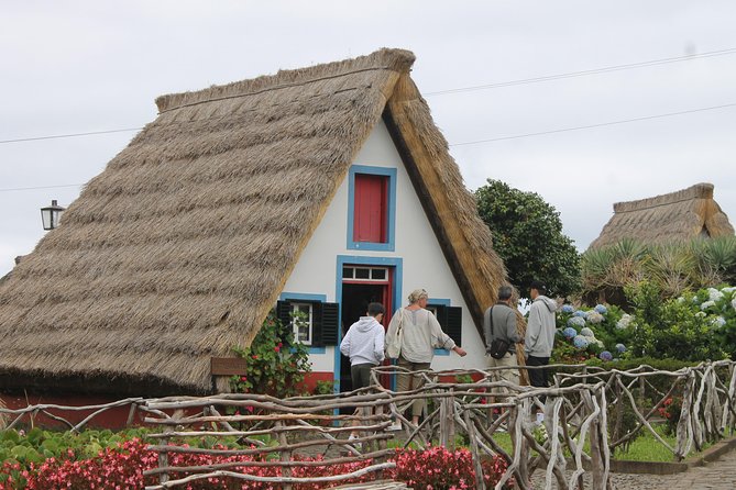 Northeast Santana Traditional Houses 4x4 Safari Full-Day Tour - Should You Book This Northeast 4x4 Tour?