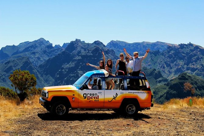Northwest Terraces and Volcanic Pools 4x4 Full Day Tour - Seixal Stops: Veu da Noiva and Poca das Lesmas