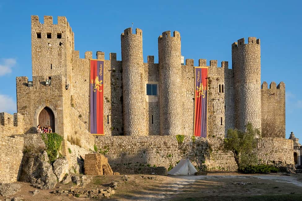 Óbidos: Private & Flexible Walking Tour in Medieval Town - Biological Bookstore and Market: a smart break from the usual sightseeing loop