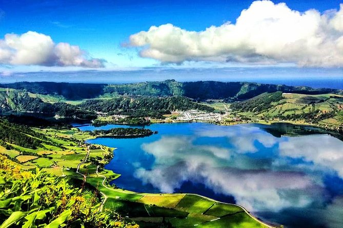 Off the Beaten Track Half Day Sete Cidades Jeep Tour - Who guides you matters, and the names here are a clue